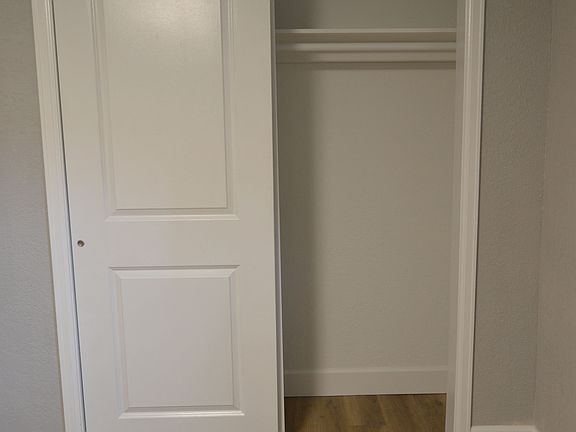 Bedroom Closet_08222020