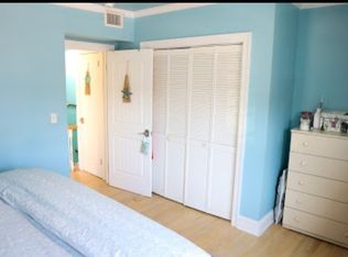 6918 66th St, Ridgewood, NY 11385