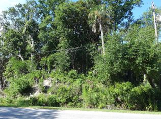 818 Dawhoo St, Edisto Island, SC 29438