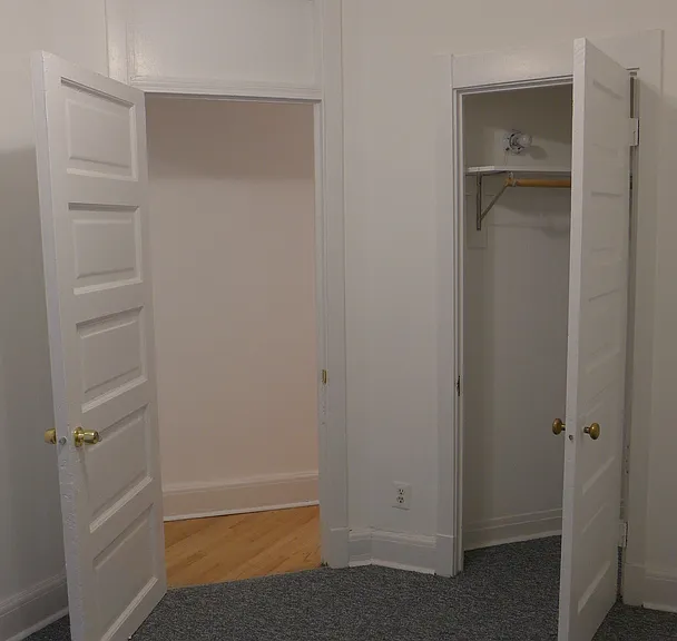 Webster Apartments — Photo 10