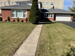 318 Morse Dr, Northlake, IL