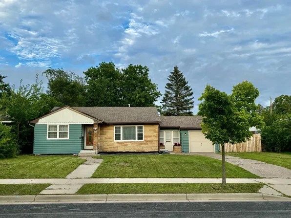 136 20th Ave N, Saint Cloud, MN 56303