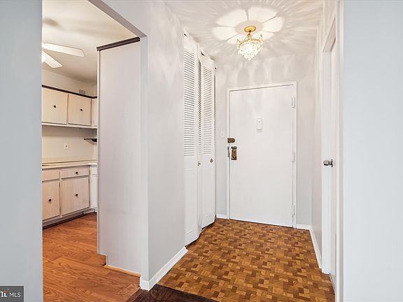 5th image of 11801 Rockville Pike APT 1708
