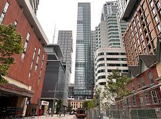 327 King St W #4104, Toronto, ON