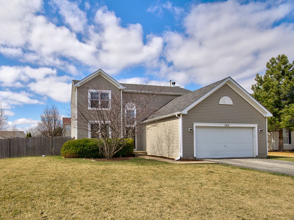 1st image of 1215 Broadlawn Dr