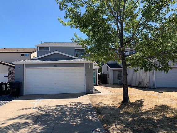 2nd image of 323 Greenmore Way