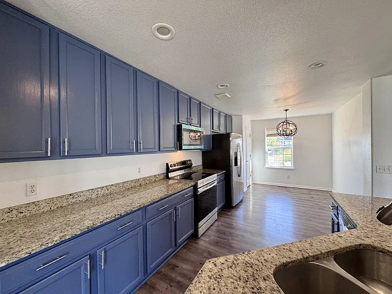 19308 E Dickenson Pl — Photo 9
