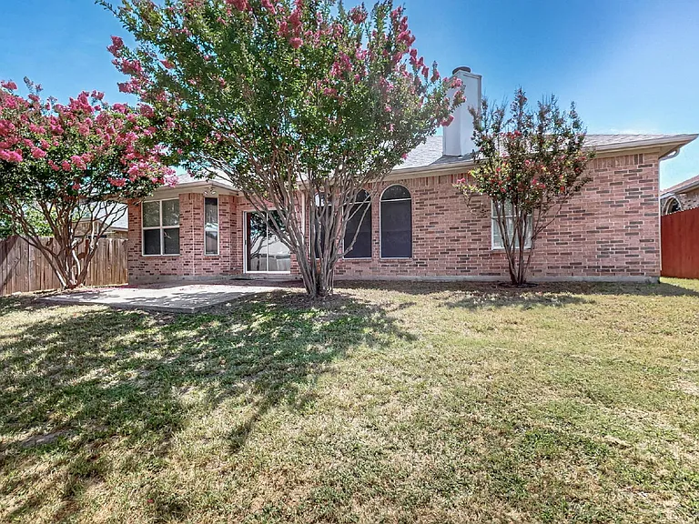 165 Hirth Dr — Photo 30