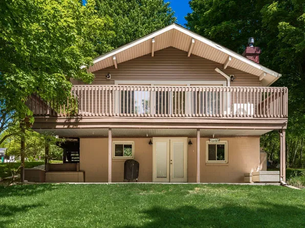 286 Lakeview Heights Dr, Howard, OH 43028