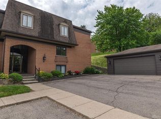 1614 Thunderbird Ln, Dayton, OH 45449