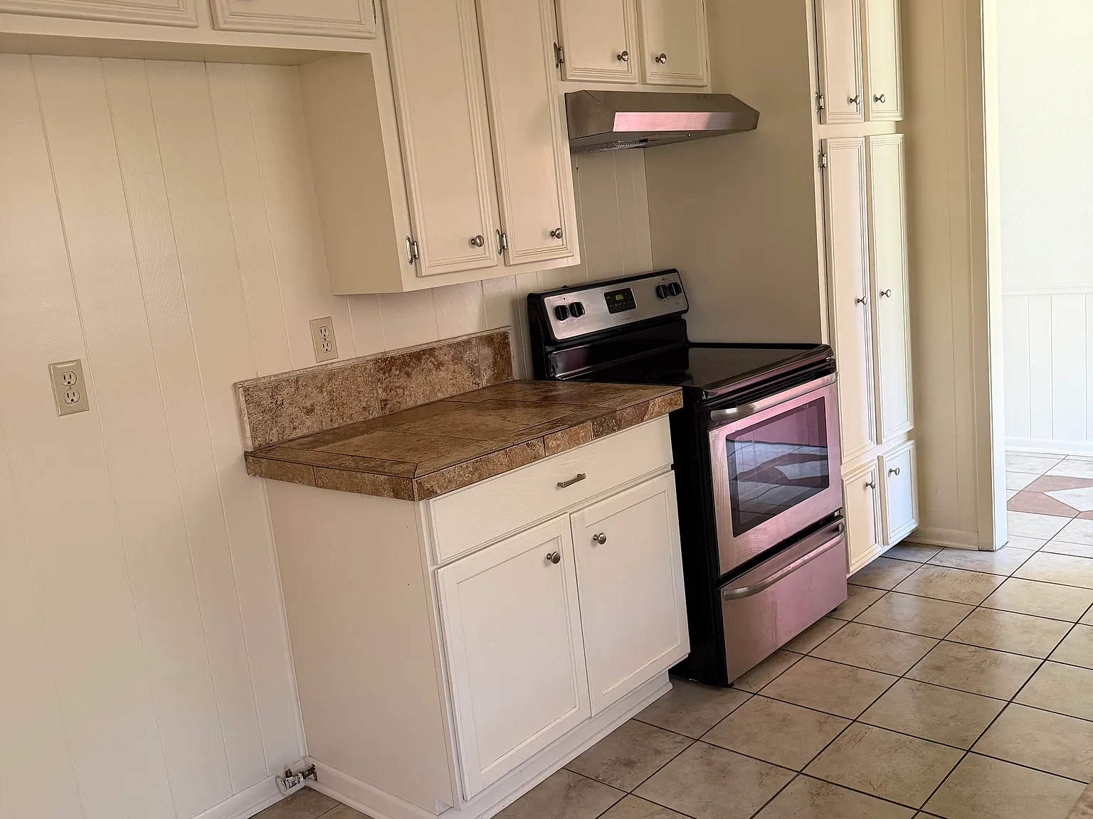 3 bed, 1488 sqft, $1,850 — Photo 4