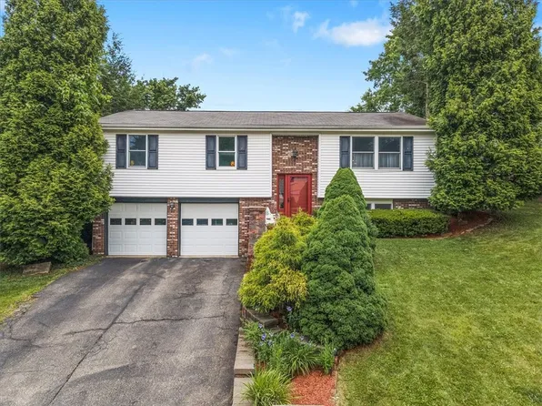 2267 Chapparal Dr, Pittsburgh, PA 15239