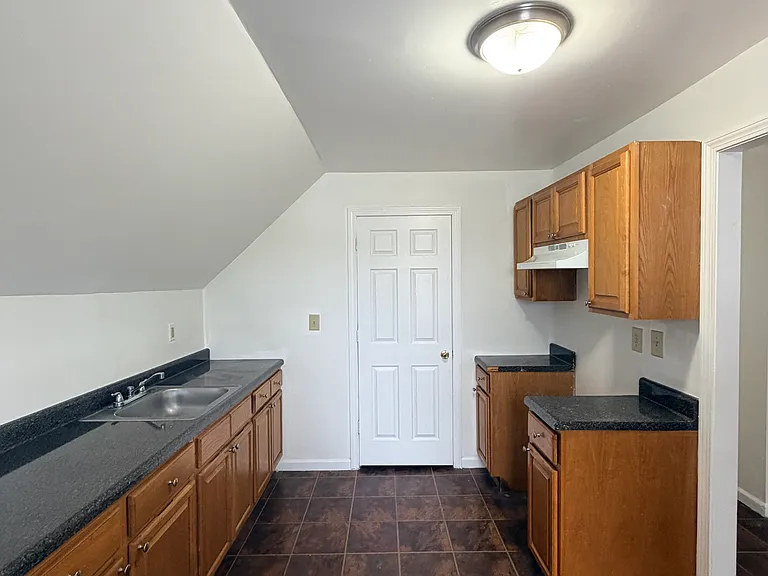 269 Norton St #3 — Photo 4