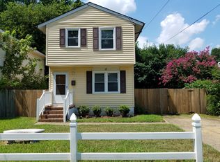 13 Kempton St, Hampton, VA 23669