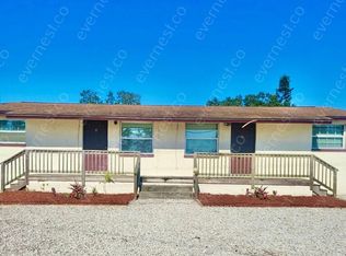 1901 Gulf City Rd APT B, Ruskin, FL 33570