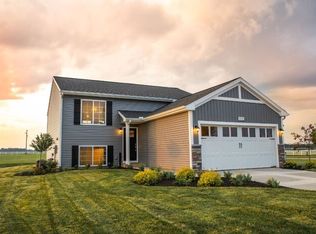 1012 Lotus Lily, Vicksburg, MI 49097