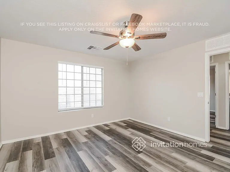10904 W Minnezona Ave — Photo 7
