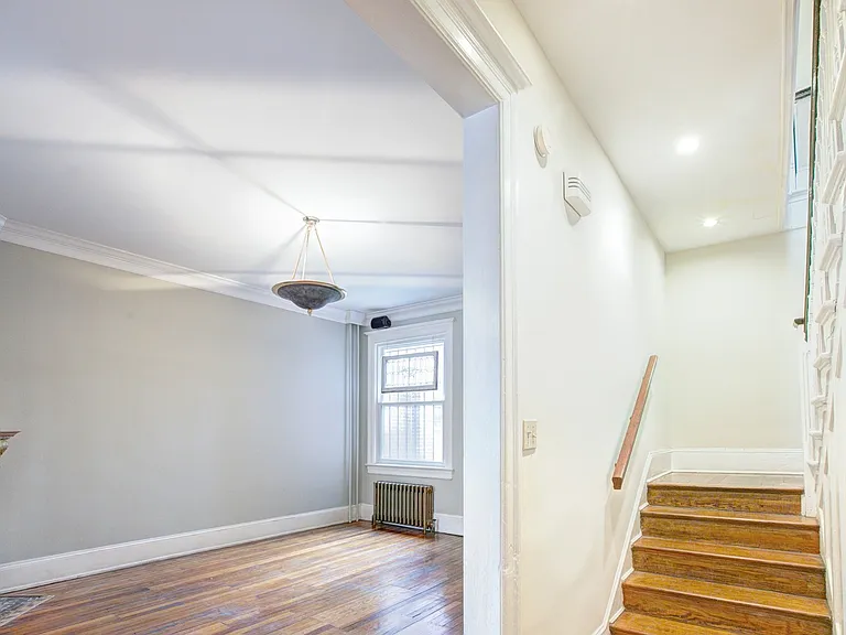 1419 Monroe St NW — Photo 11