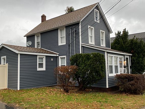 Newly sided , private driveway