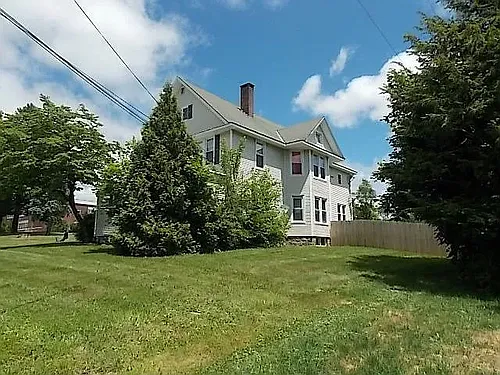 2 Forest Ave #C Photo 1