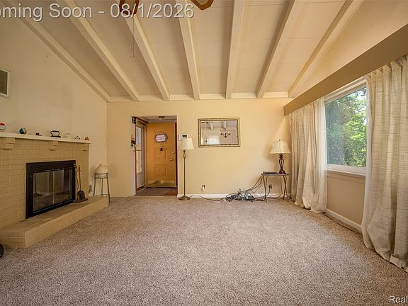 5th image of 1727 Briarwood Dr