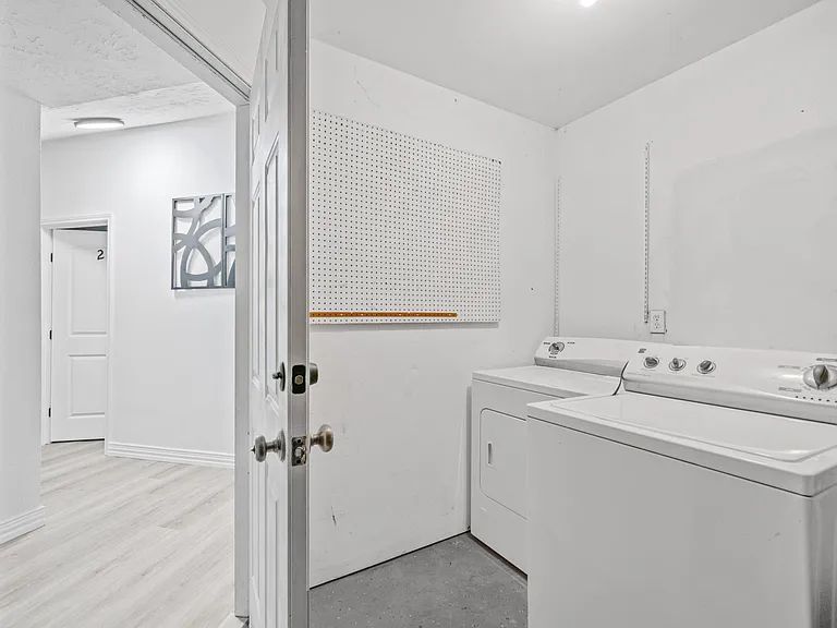 Bouldgreen St — Photo 3