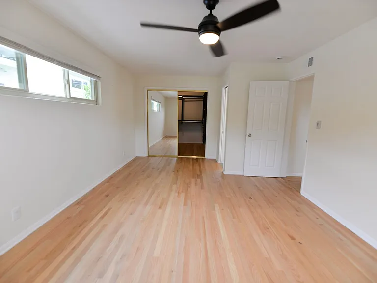 2345 S Ola Vis — Photo 25
