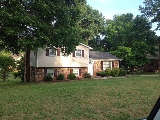 1st image of 301 Buckskin Dr