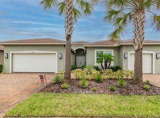 16122 Diamond Bay Dr, Wimauma, FL 33598