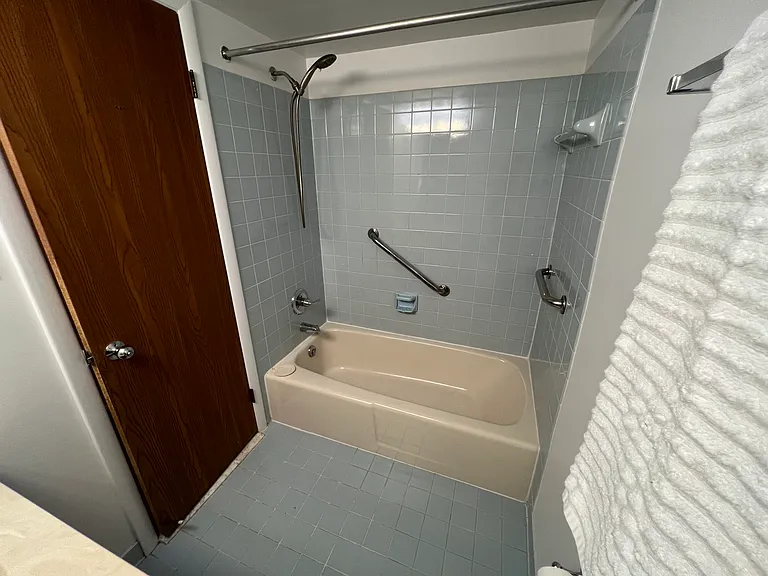 500 Chapel Ct #101 — Photo 11