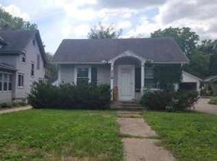 219 Diamond Lake Rd E, Minneapolis, MN 55419