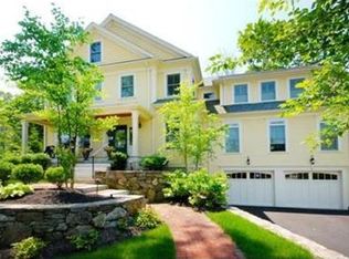 8 Luongo Farm Ln, Lexington, MA 02421