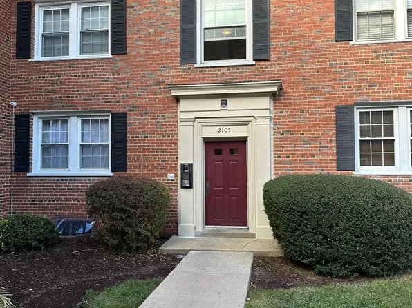 2107 Fort Davis St SE APT 301, Washington, DC 20020