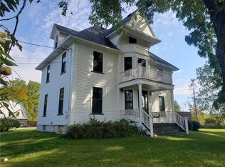 8538 Bissell Rd, Bergen, NY 14416