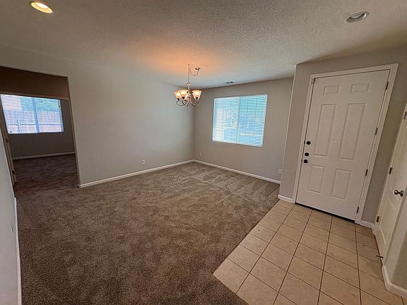 4th image of 1332 Tuolumne Way