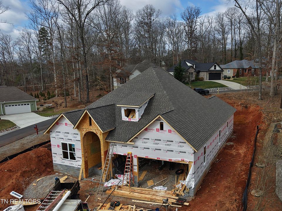 1st image of 112 Inata Cir