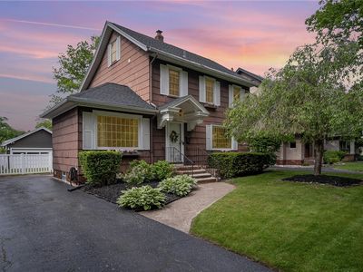 196 Elmcroft Rd, Rochester, NY, 14609