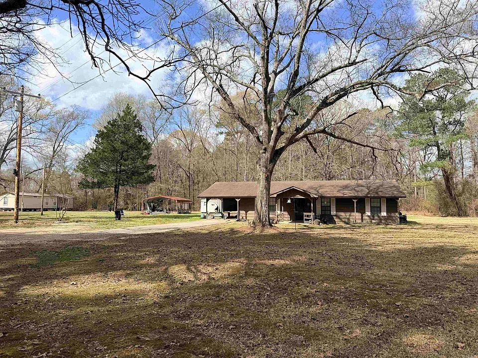 1st image of 3282 Ashley Road 3