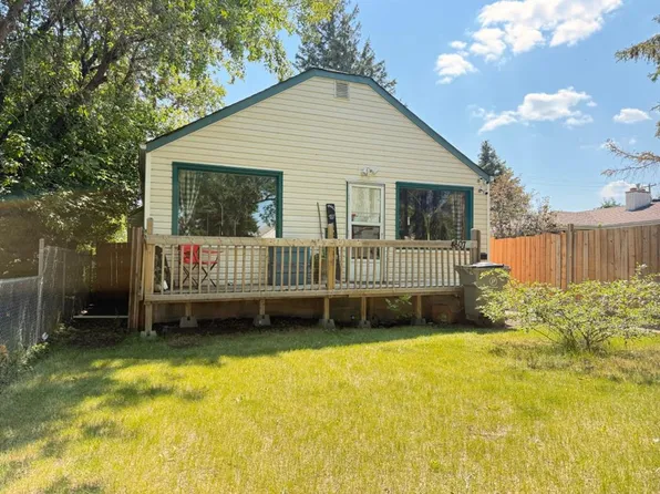 4807 N 49th St, Lloydminster, SK S9V 0L9