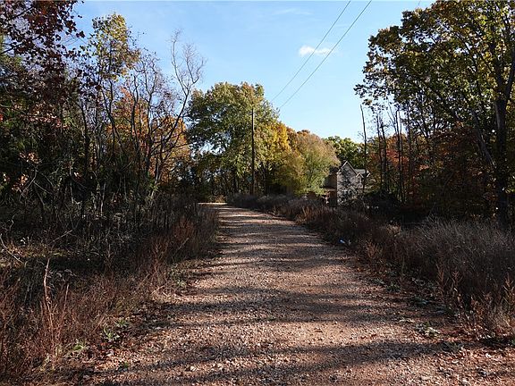 3rd image of 3 Ludborough Ln