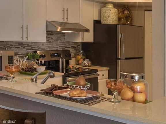 53392843_358108178374297_3348970121644212224_n