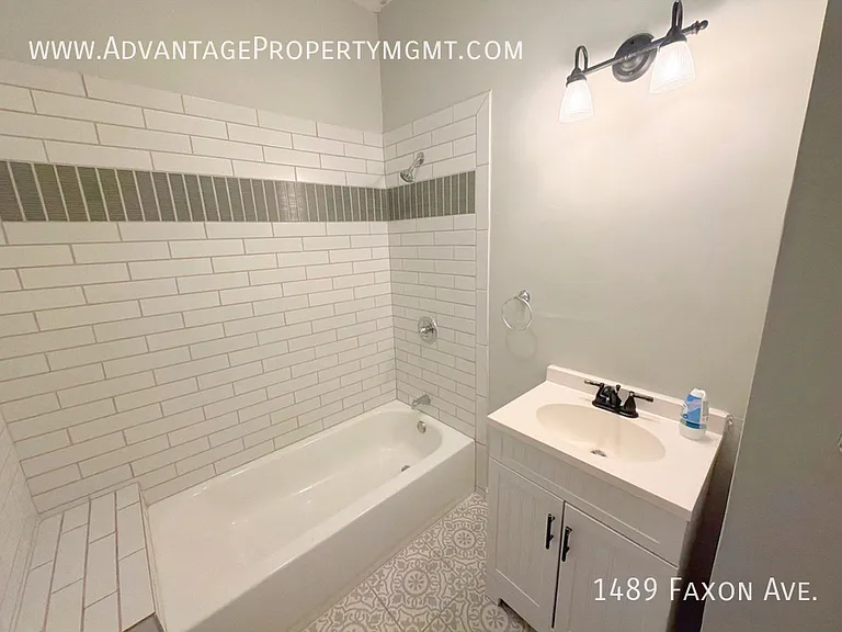 1489 Faxon Ave — Photo 4