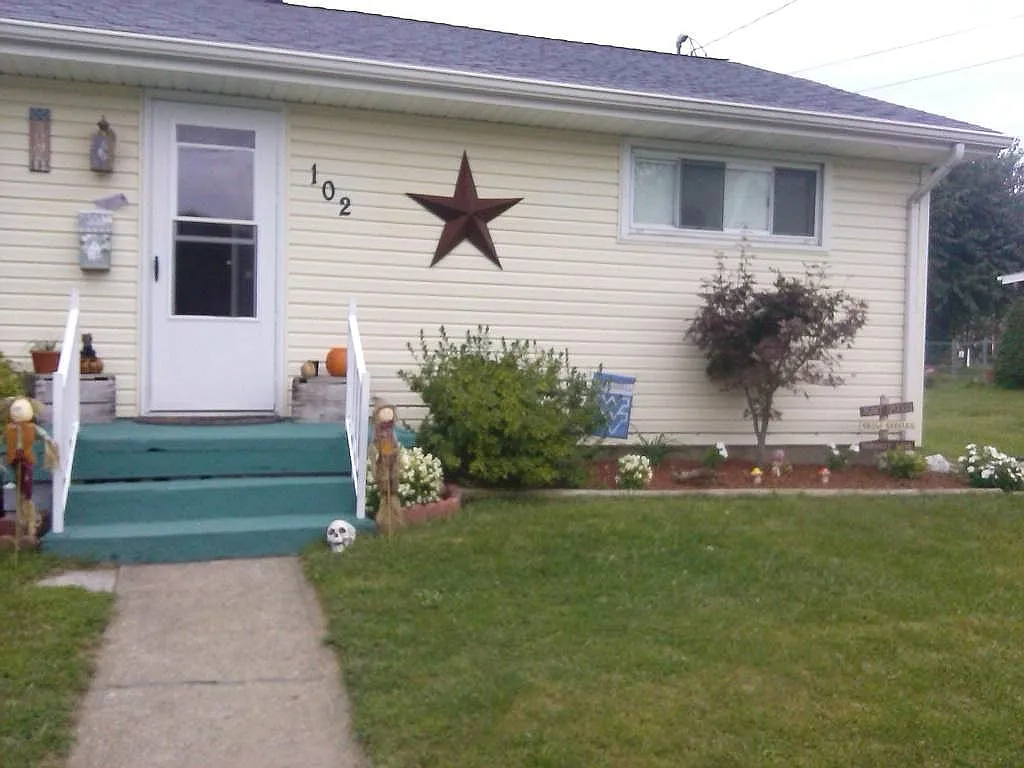 102 Washington Ave photo 1