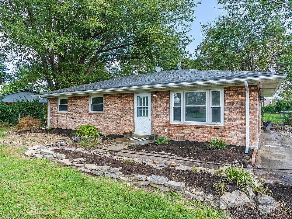 304 Paddock Dr, Versailles, KY 40383 Zillow
