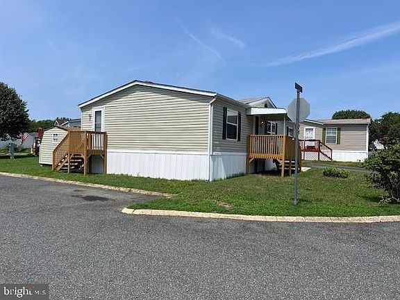 4th image of 48 Little Creek Ln