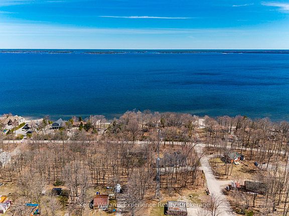 2nd image of 194 Sawlog Point Rd