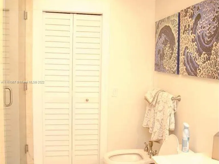 6365 Collins Ave #2409 — Photo 12