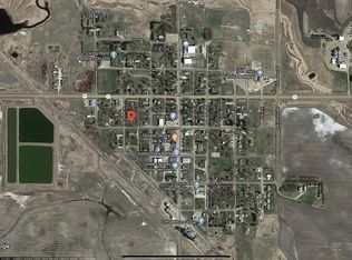 608 4th Ave, Edmore, ND 58330