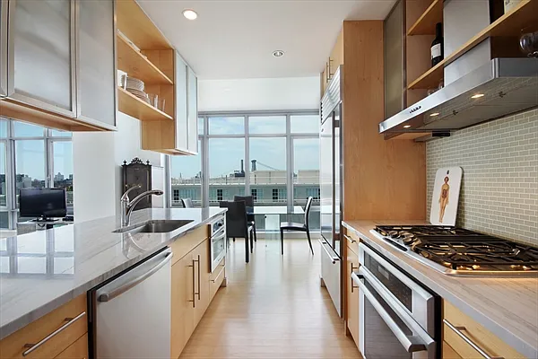 Sold by Citi Habitats | media 16