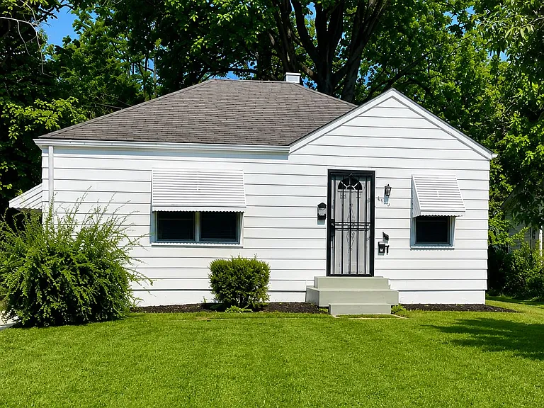 6305 Peurifoy Ave — Photo 2